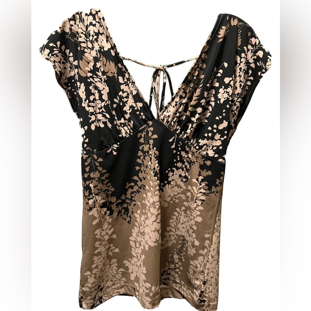 BCBGMaxAzria blouse - Size small - tie in the back